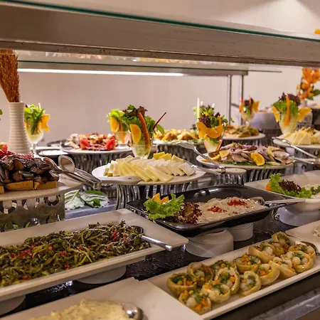 リゾート Azure By Yelken 5*