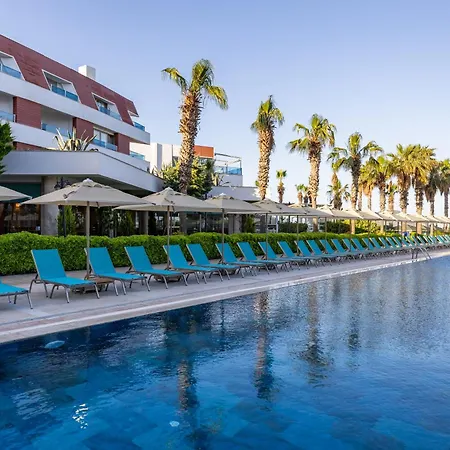 Rezort Azure By Yelken Turgutreis