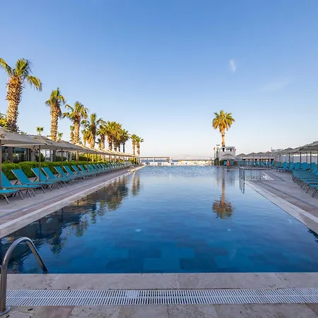 Azure By Yelken リゾート トゥルグトレイス