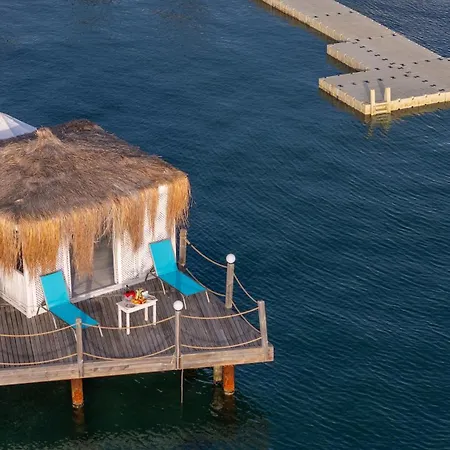 Azure By Yelken トゥルグトレイス