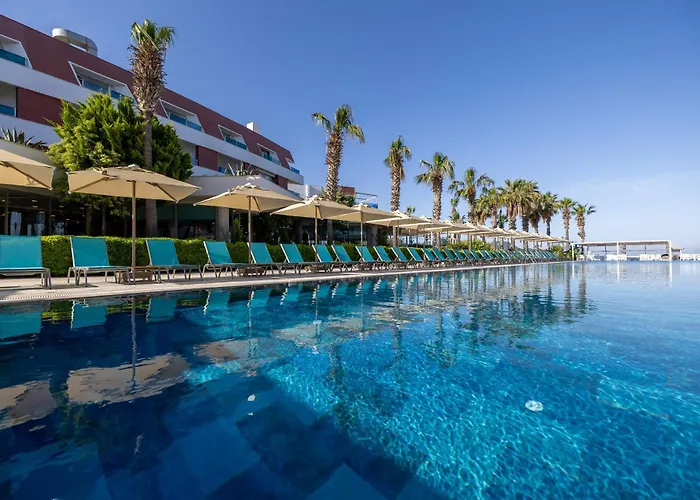 Rezort Azure By Yelken Turgutreis