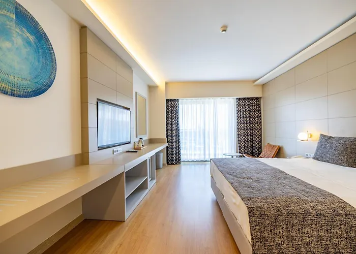 Azure By Yelken 5* Turgutreis