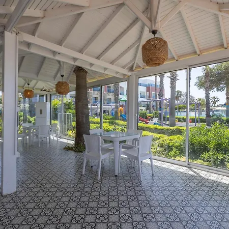 リゾート Azure By Yelken 5*