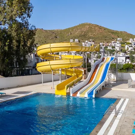 Azure By Yelken トゥルグトレイス