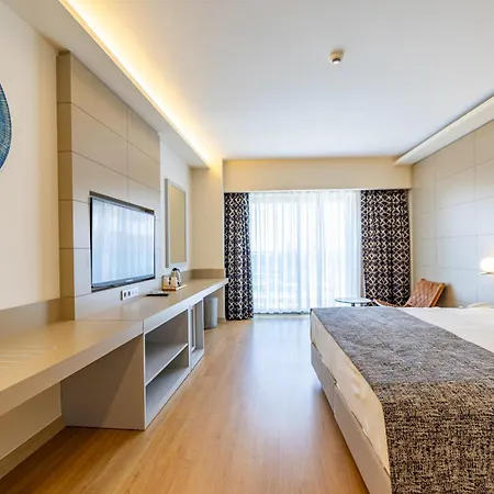 Azure By Yelken 5* トゥルグトレイス