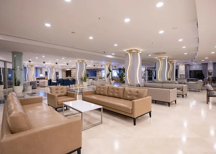 Üdülőközpont Azure By Yelken 5*