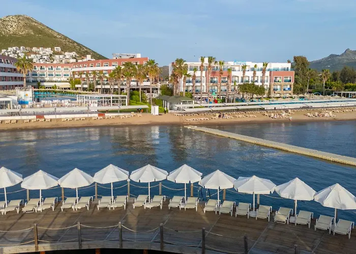 Üdülőközpont Azure By Yelken Turgutreis